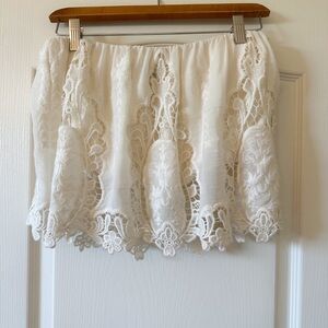 Forever 21 cropped Lace ivory embroidered tube top NWOT medium